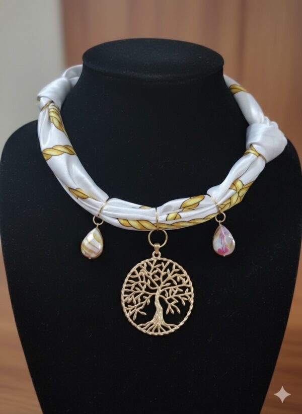 Bandana de Seda y Dije del Arbol de la Vida