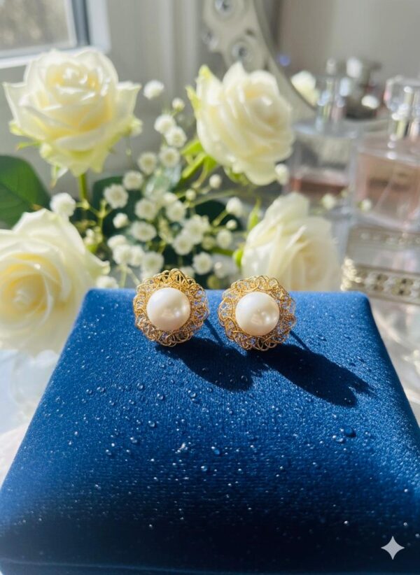 Perla Clásica y Filigrana Dorada