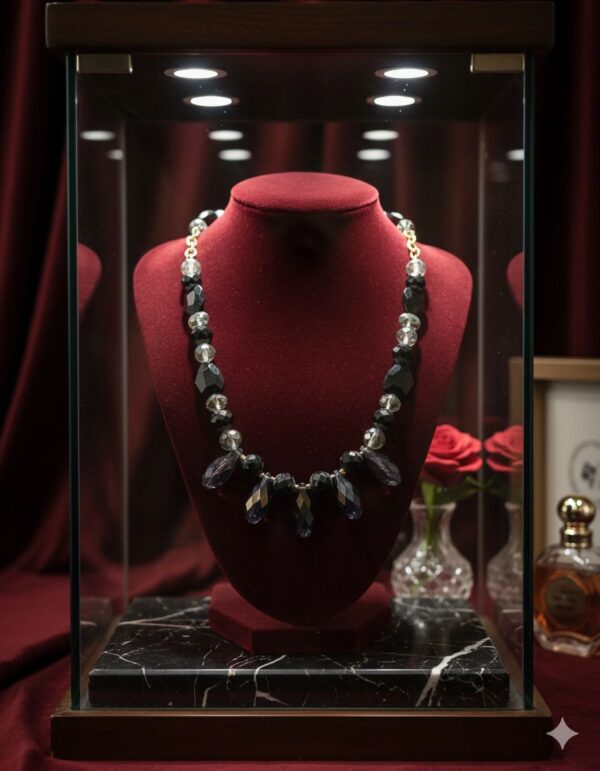 Gargantilla de Ónix Facetado y Cristales Colgantes