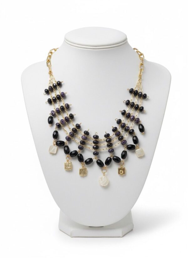 collar046 Maxicollar de Capas Múltiples con Ónix, Amatista y Dijes