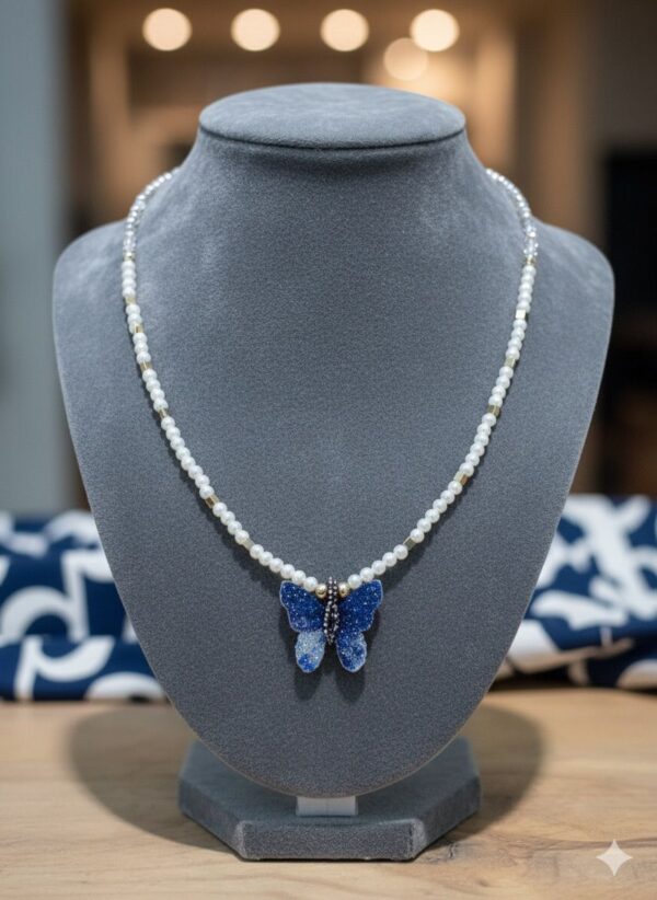 Mariposa de Medianoche